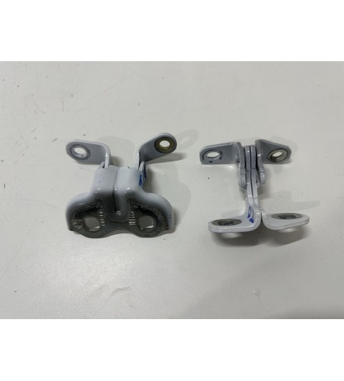 Dobradiça Da Porta Tras/dir Gm Onix Pr2 Hatch 2024