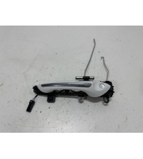 Maçaneta Ext. Da Porta Dian/esq Gm Onix Pr2 Hatch 2024 Branco Dianteira Maçaneta Ext. Da Porta Dian/esq Gm Onix Pr2 Hatch 2024 Branco Dianteira