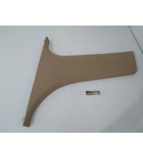Acabamento Coluna Inferior Central Esquerdo  Bmw X1 2012