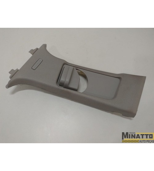 Acabamento Coluna Esquerda Mercedes Benz C180 2011